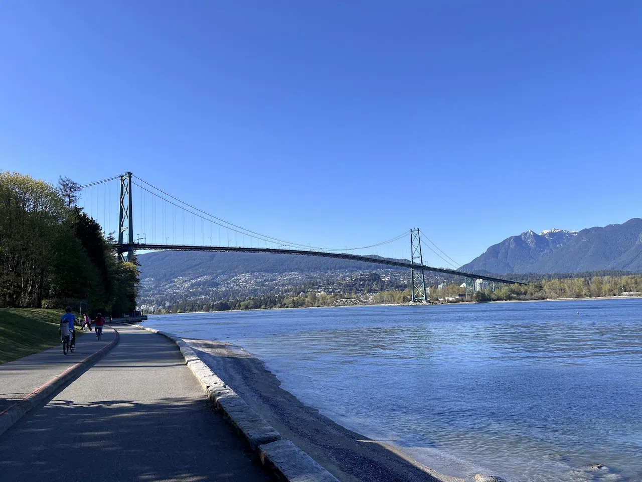 Vancouver's Wettest 10K and the Crews Who Run It