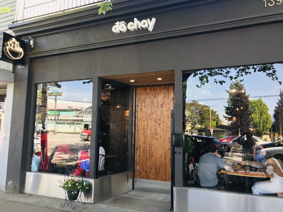 Do Chay, Vancouver