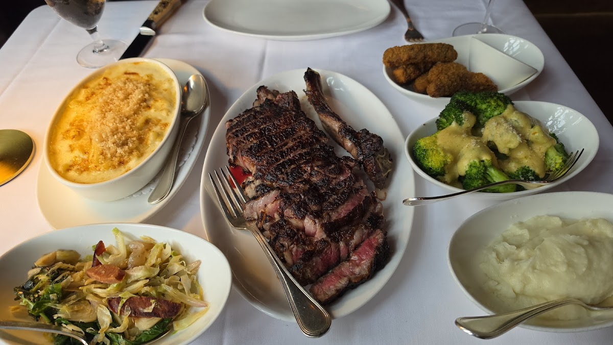 Gotham Steakhouse & Cocktail Lounge — photo 2