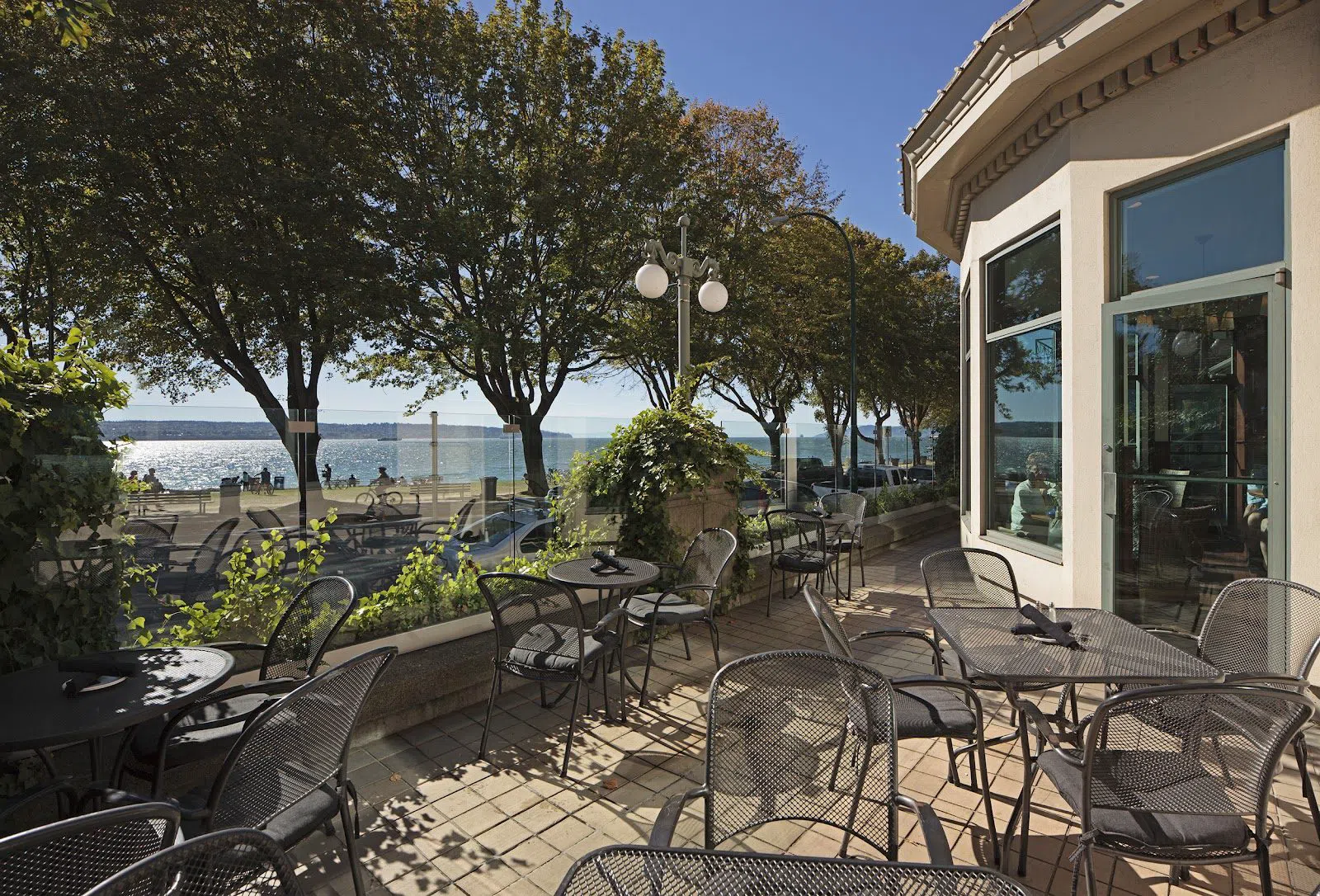 Sylvia Hotel (Sylvia's Restaurant & Lounge), Vancouver